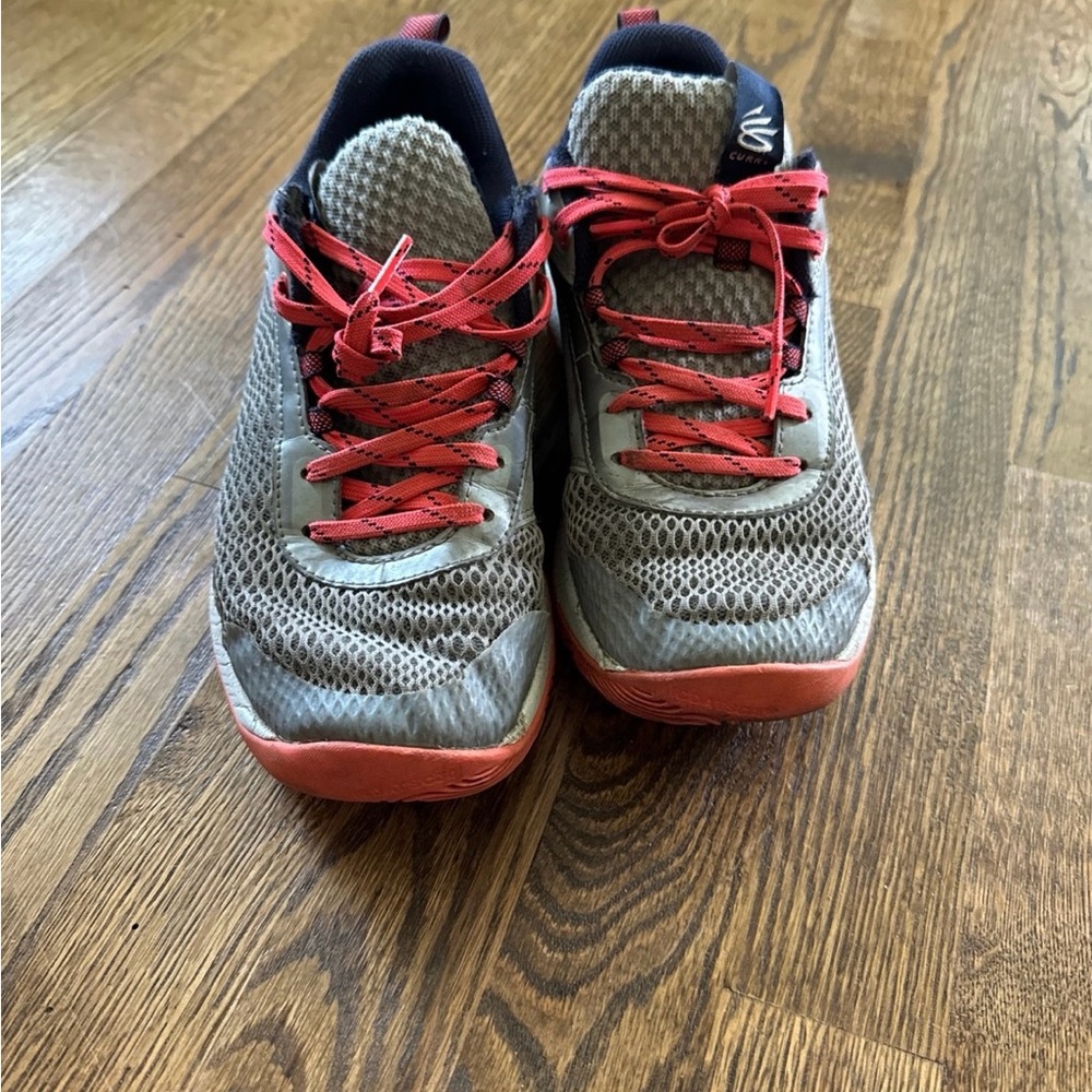 Size 6.5 Steph Curry